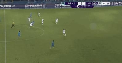 双手绑在床头调教乳尖小说