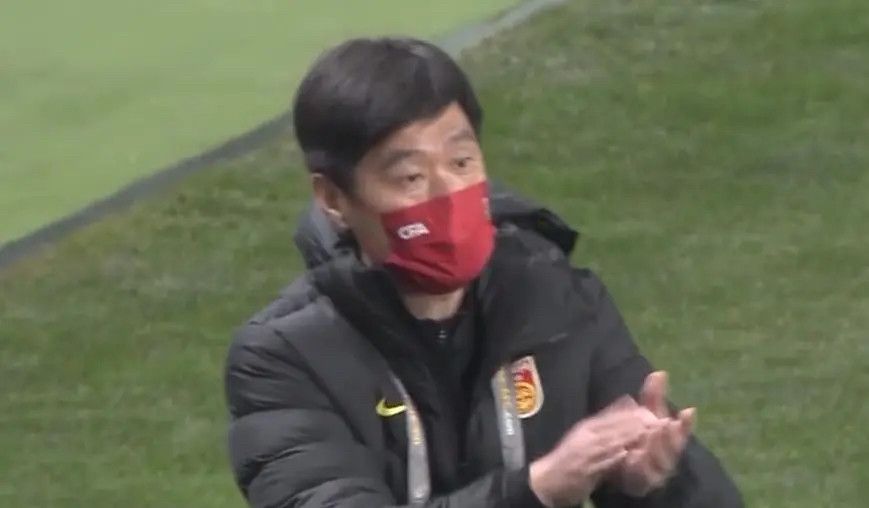 校花夹震蛋上课h高潮失禁